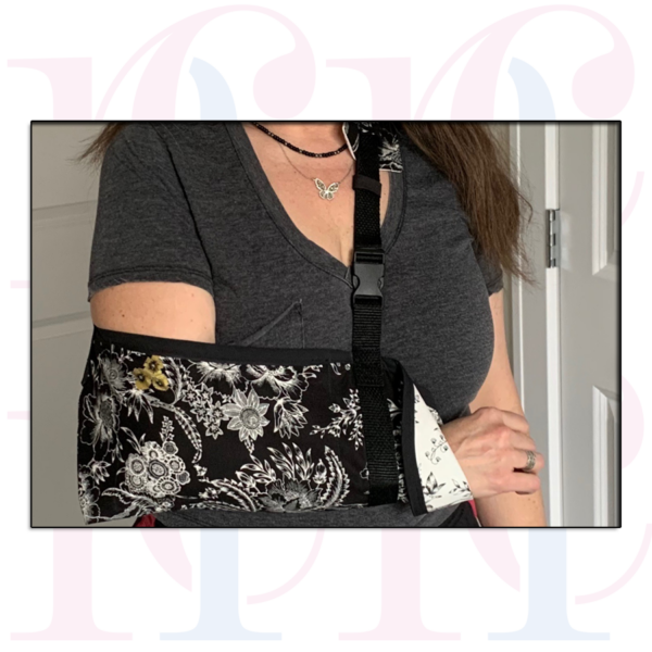 Black & White Arm Sling with Zippered Pockets*